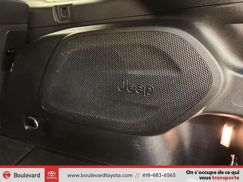 jeep Cherokee 2022 - 12