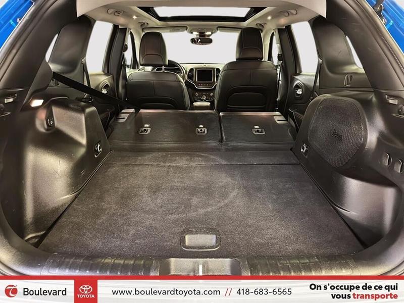 jeep Cherokee 2022 - 23