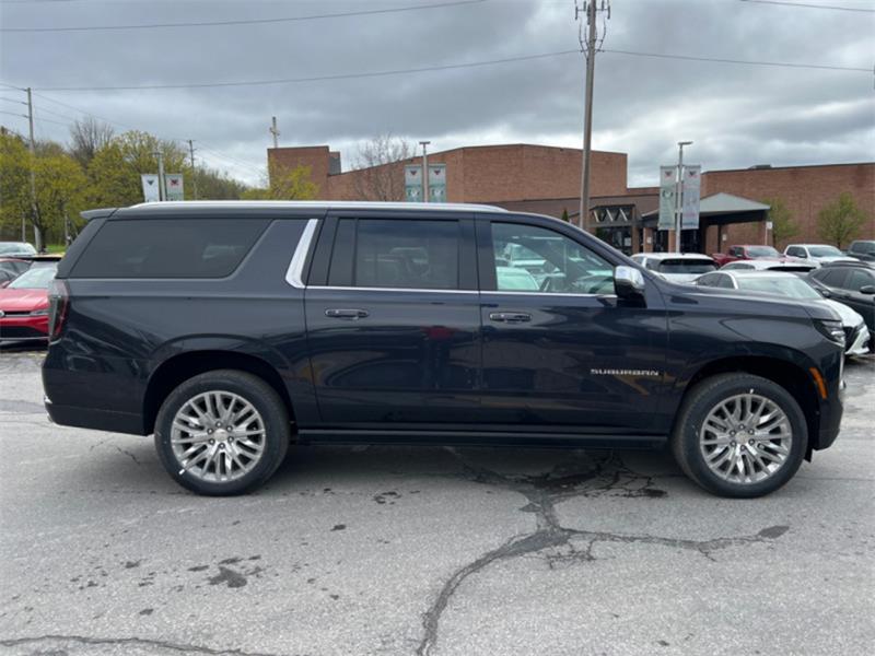 chevrolet Suburban 2025 - 6