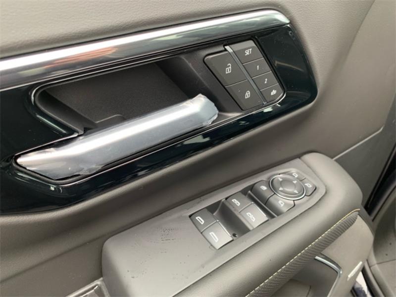 chevrolet Suburban 2025 - 20