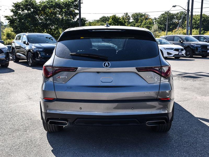 acura MDX 2023 - 7