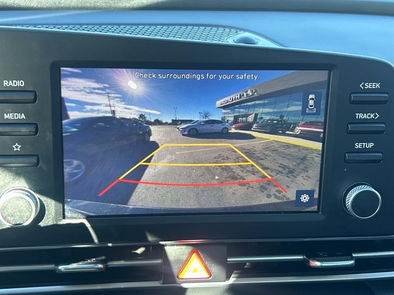 hyundai Elantra 2023 - 17