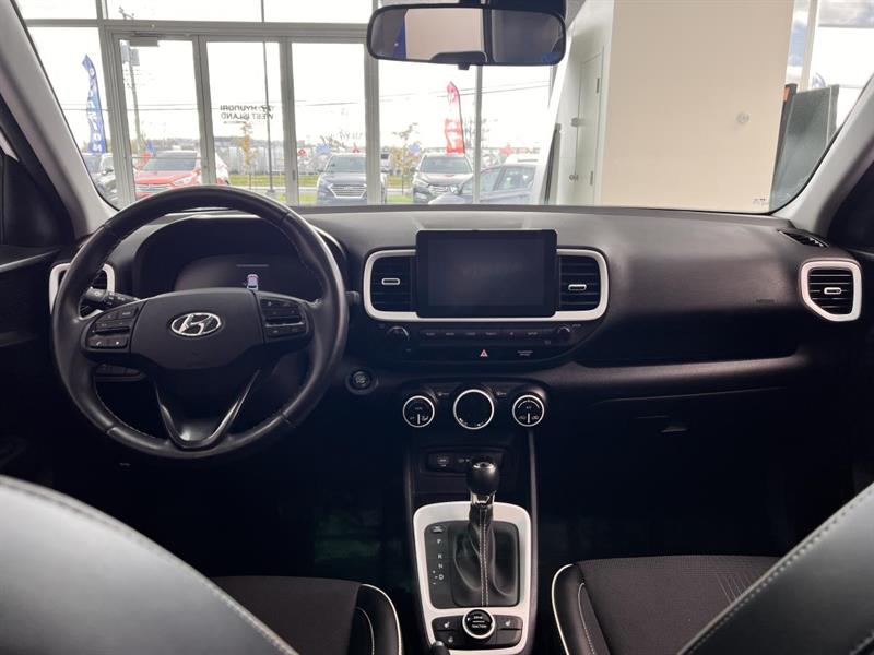 hyundai Venue 2023 - 13