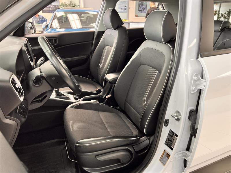 hyundai Venue 2023 - 15