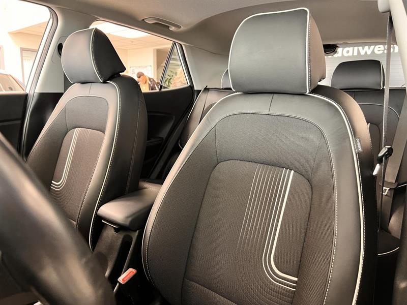 hyundai Venue 2023 - 18