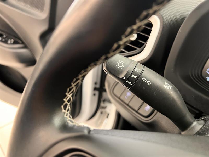 hyundai Venue 2023 - 28