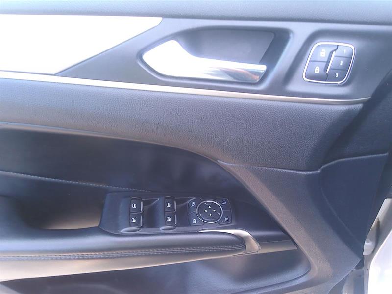 lincoln MKC 2015 - 13