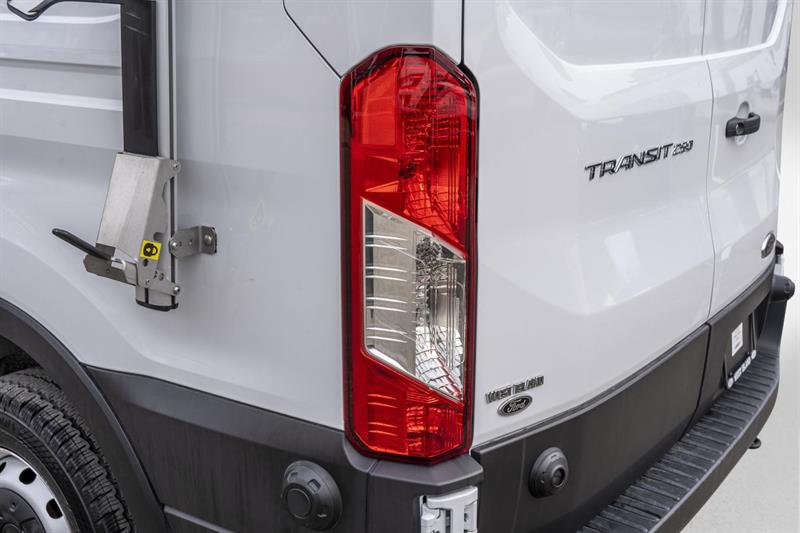 ford Transit fourgon utilitaire 2025 - 23