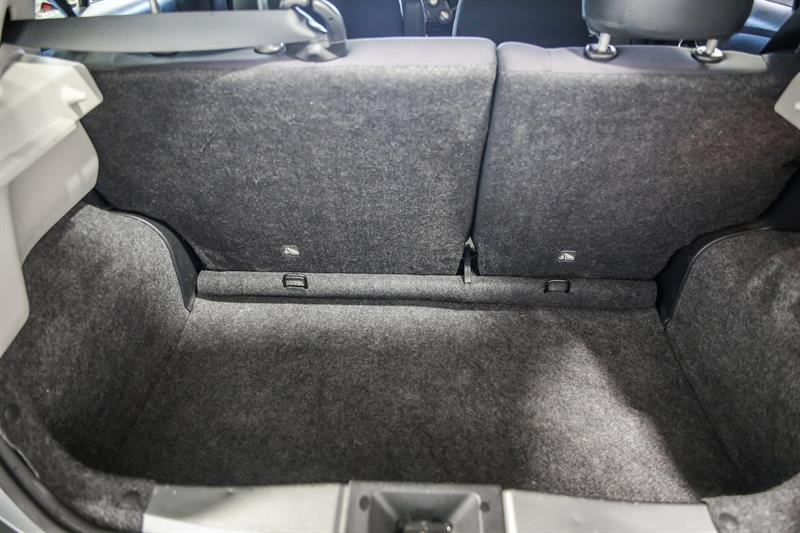 nissan Micra 2015 - 26