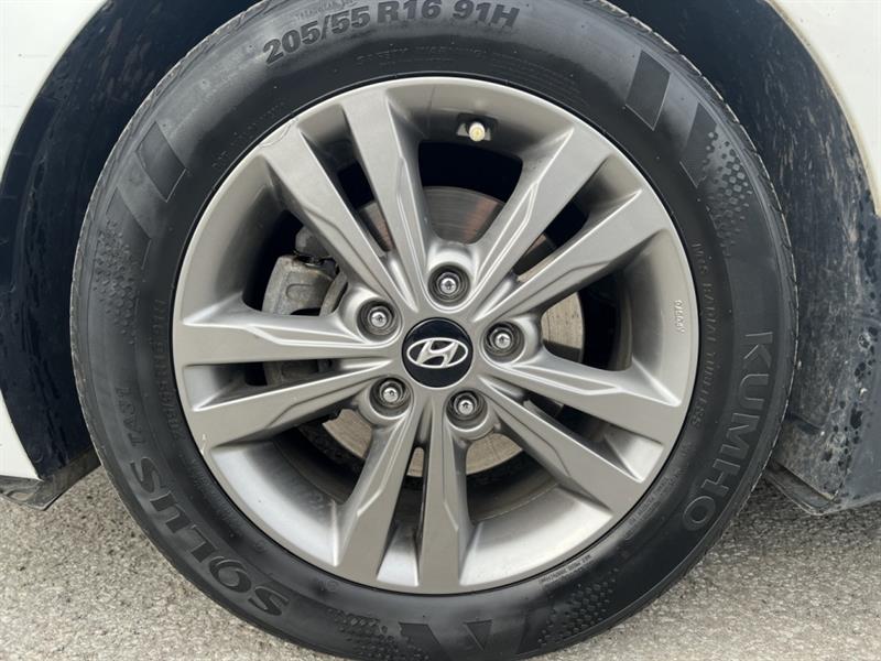 hyundai Elantra 2017 - 2