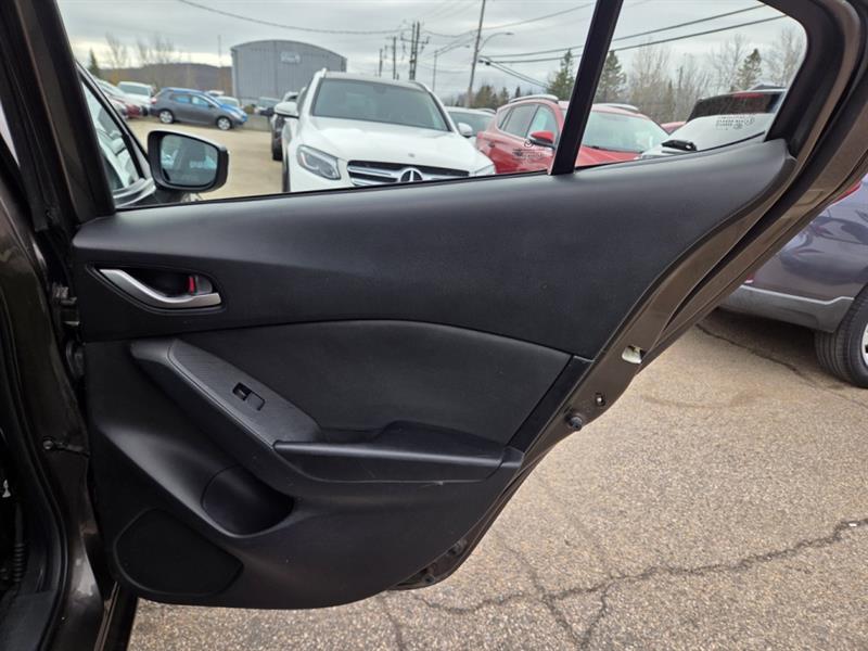 mazda Mazda3 2014 - 18