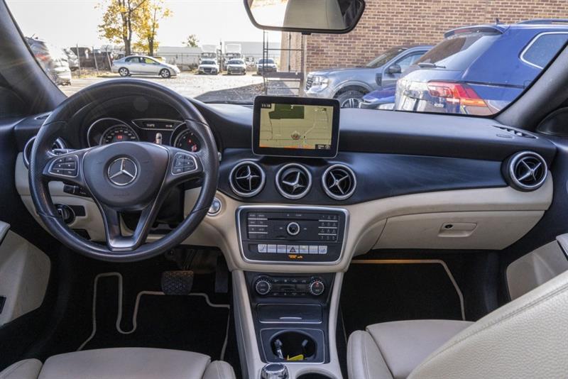 mercedes-benz CLA 2018 - 9