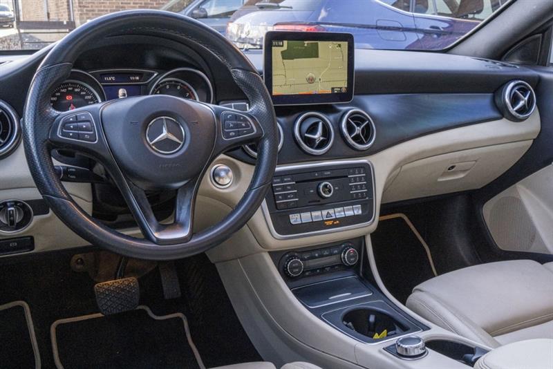 mercedes-benz CLA 2018 - 12