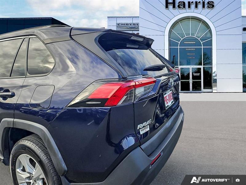 toyota RAV4 2019 - 11