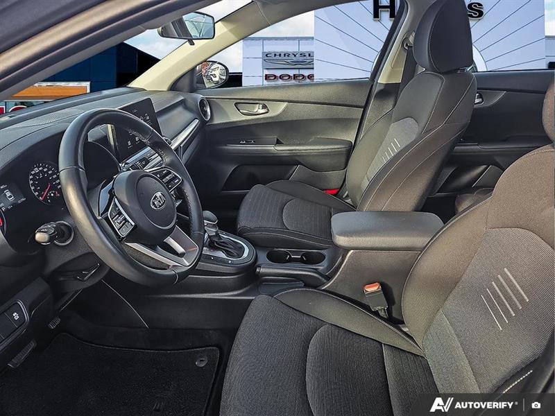 kia Forte 2021 - 13