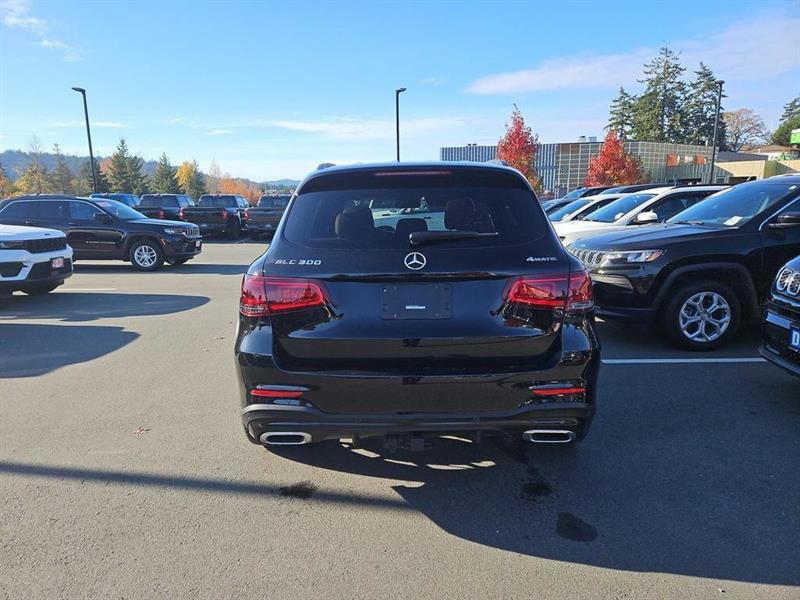 mercedes-benz GLC 2022 - 5