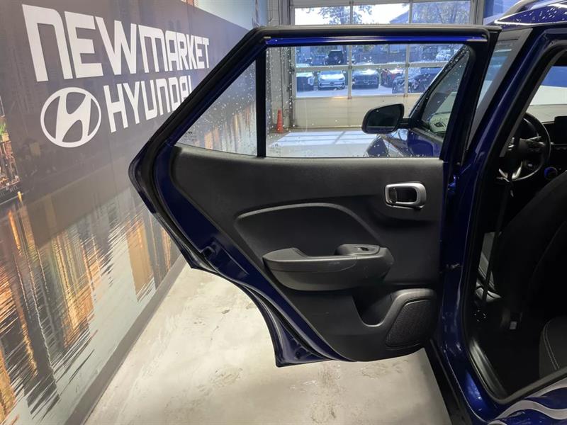 hyundai Venue 2022 - 24