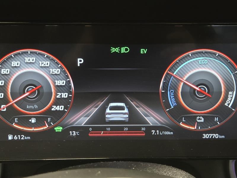 hyundai Elantra hybride 2023 - 12