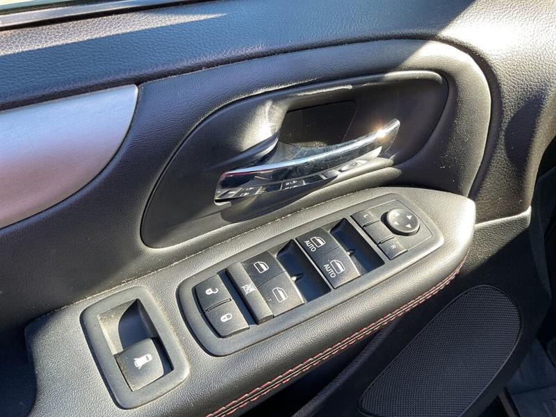 dodge Grand Caravan 2018 - 16