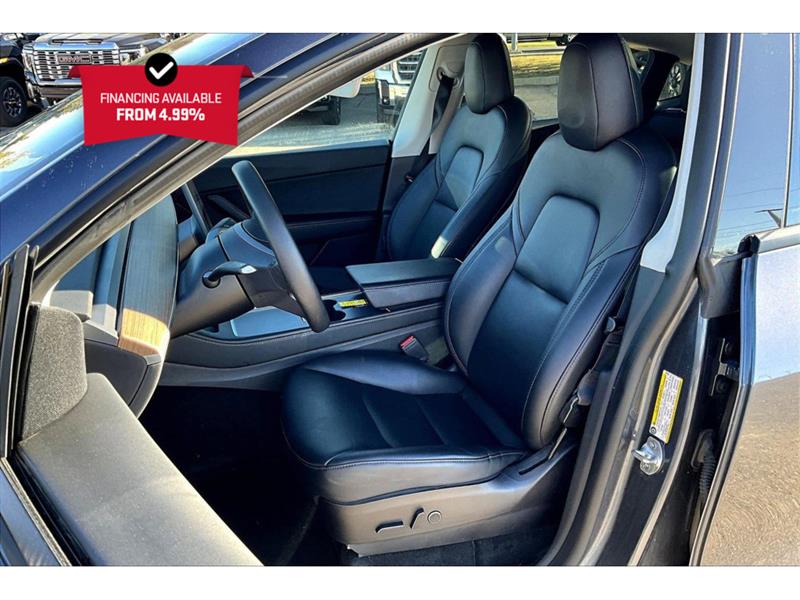 tesla Model Y 2022 - 25