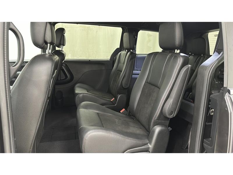 dodge Grand Caravan 2020 - 19