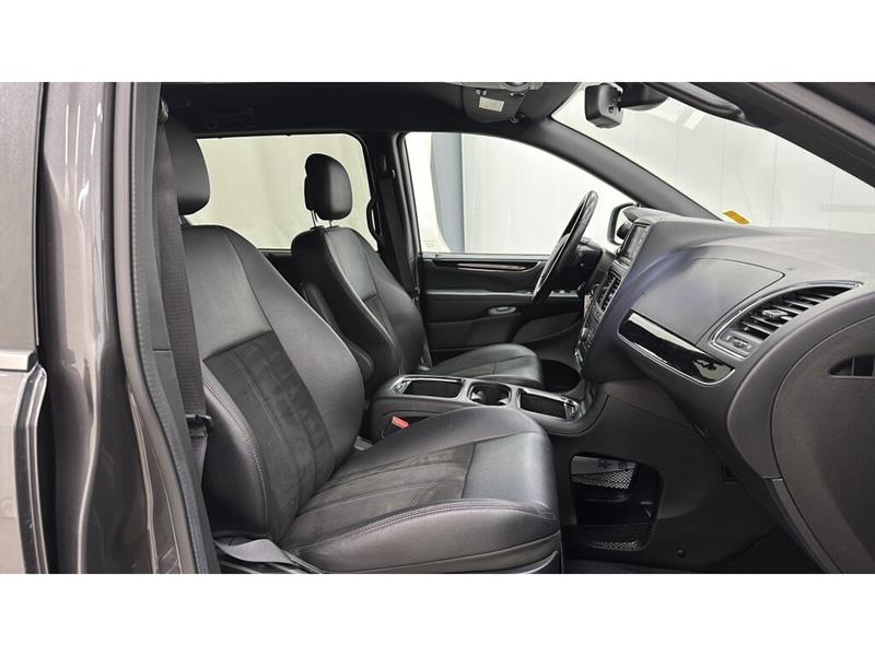 dodge Grand Caravan 2020 - 21