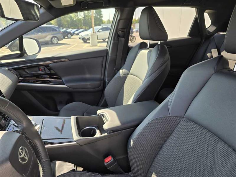 toyota bZ4X 2023 - 28