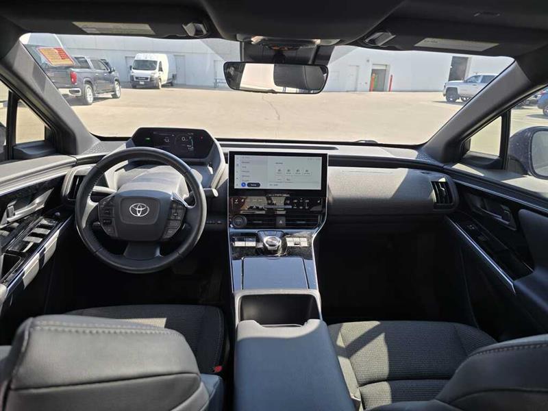 toyota bZ4X 2023 - 30