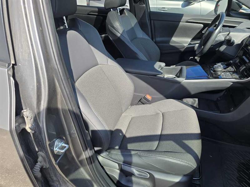 toyota bZ4X 2023 - 32