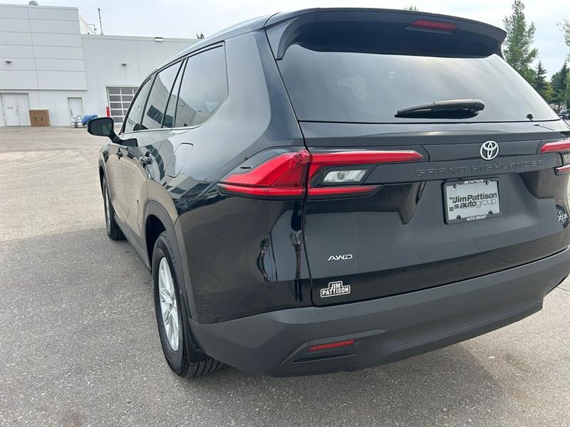 toyota Grand Highlander 2024 - 9