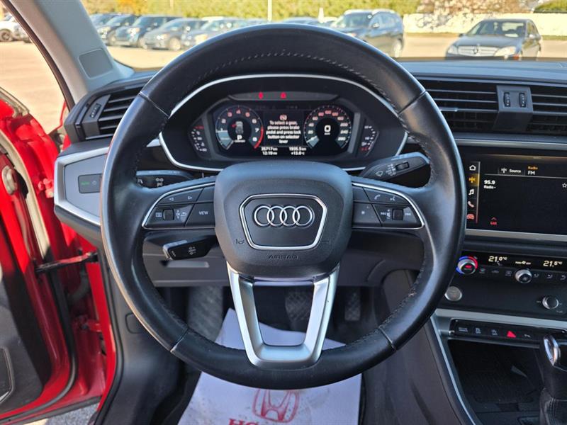 audi Q3 2019 - 12