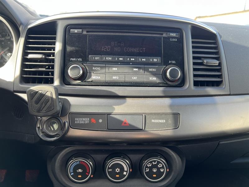 mitsubishi Lancer 2015 - 13