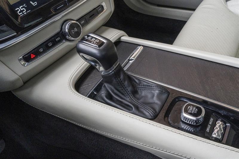 volvo V90 Cross Country 2019 - 20