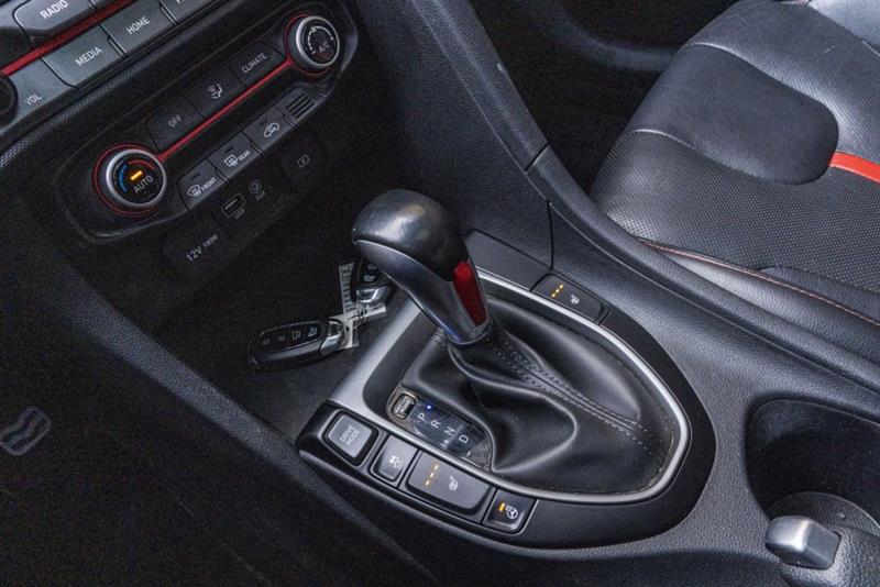 hyundai Veloster 2020 - 15