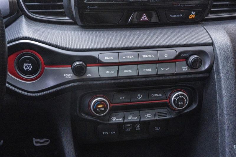 hyundai Veloster 2020 - 16