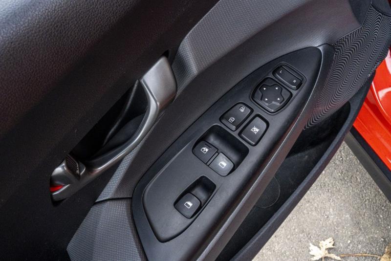 hyundai Veloster 2020 - 19