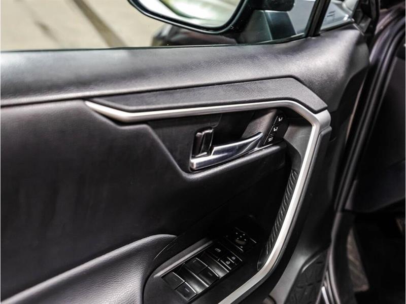 toyota RAV4 2023 - 11