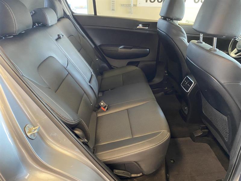 kia Sportage 2022 - 8