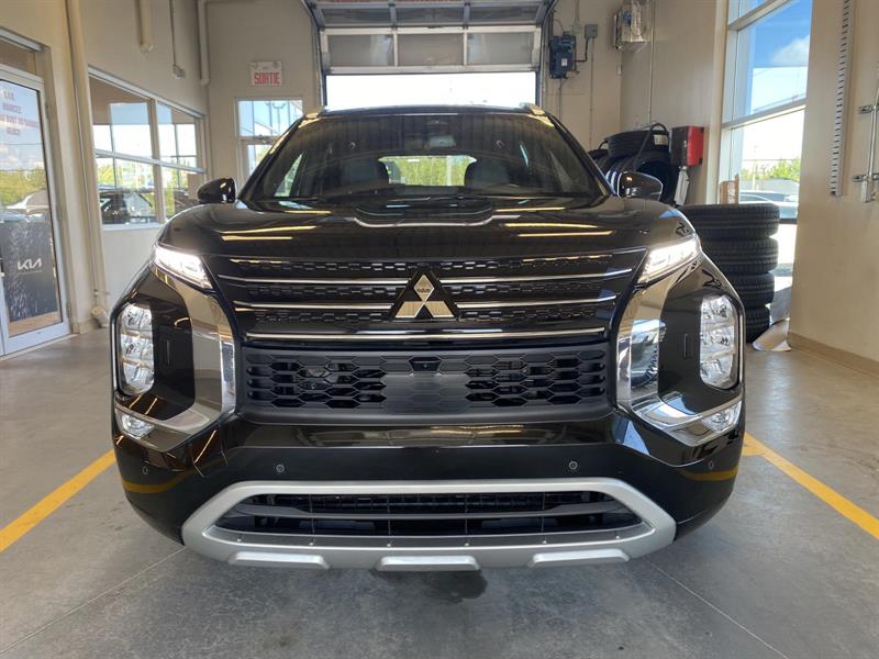 mitsubishi Outlander 2023 - 2