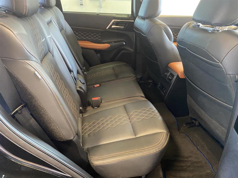 mitsubishi Outlander 2023 - 8