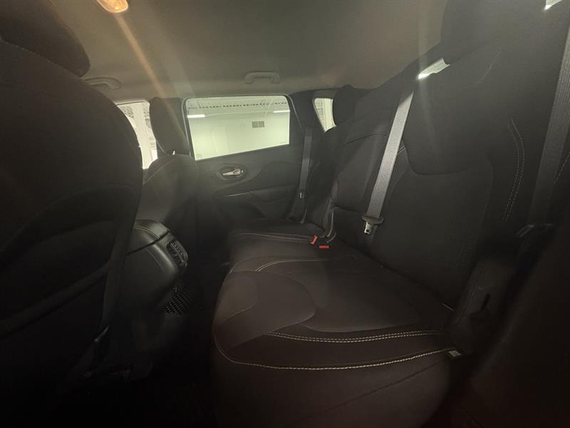 jeep Cherokee 2016 - 17