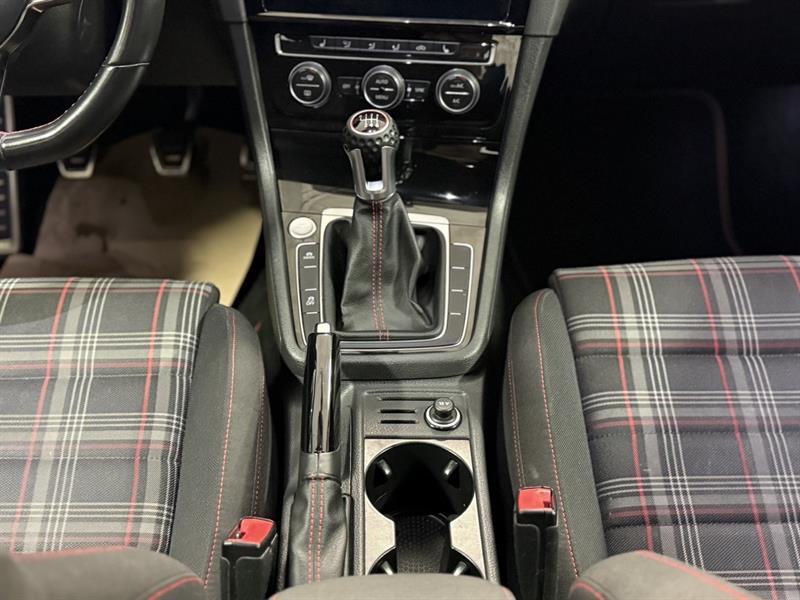 volkswagen Golf GTI 2019 - 13