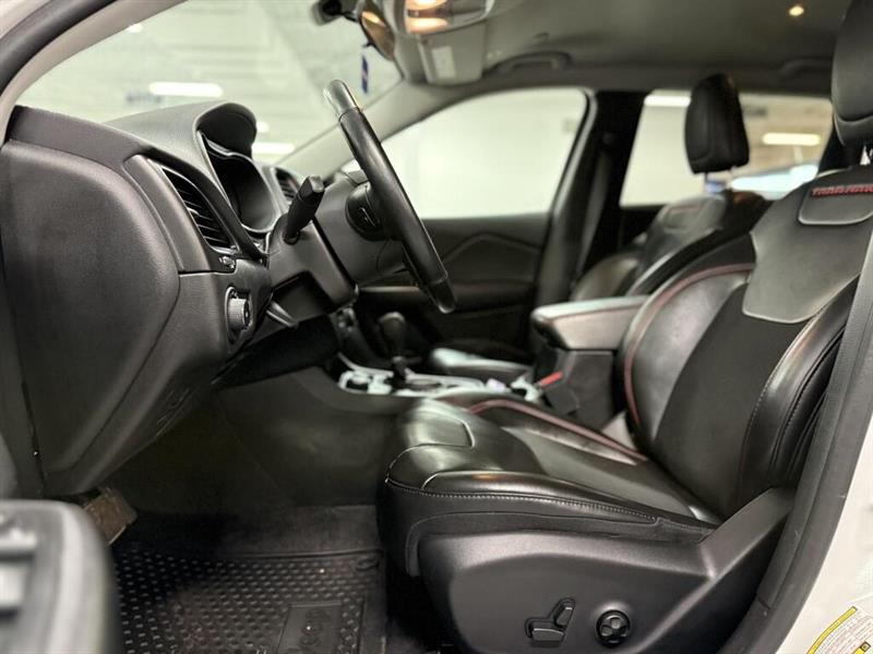 jeep Cherokee 2019 - 10