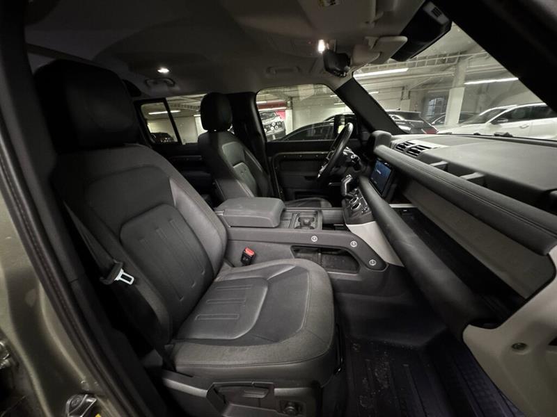 land rover Defender 2021 - 26