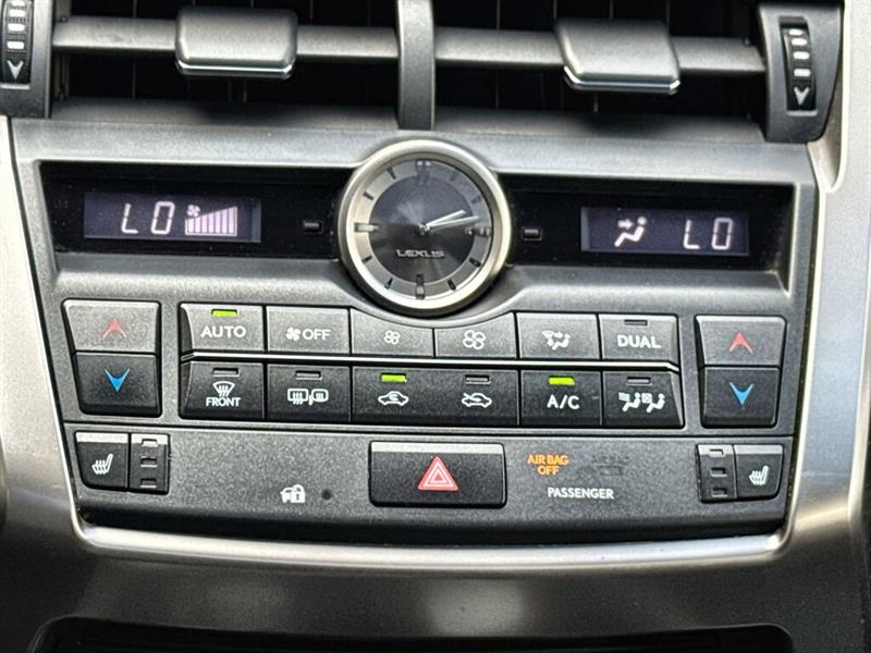 lexus NX 200t 2016 - 18