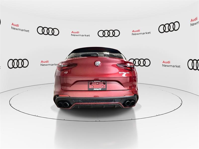 alfa romeo Stelvio 2018 - 8