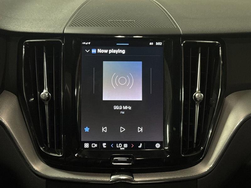 volvo XC60 2022 - 13