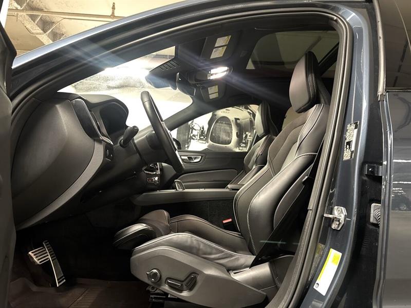 volvo XC60 2022 - 14