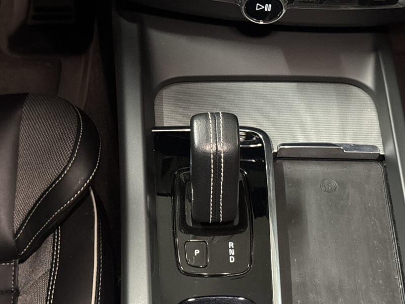 volvo XC60 2022 - 23