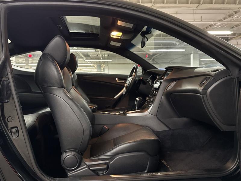 hyundai Coupé Genesis 2015 - 26